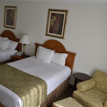 Jameson Inn & Suites Боулинг Грин Экстерьер фото
