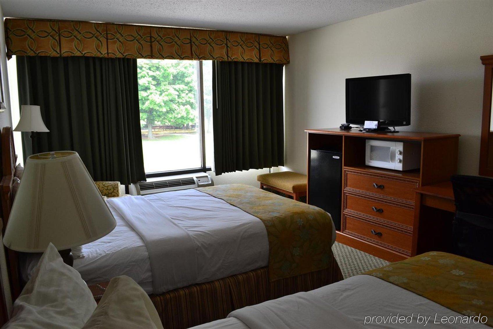 Jameson Inn & Suites Боулинг Грин Экстерьер фото