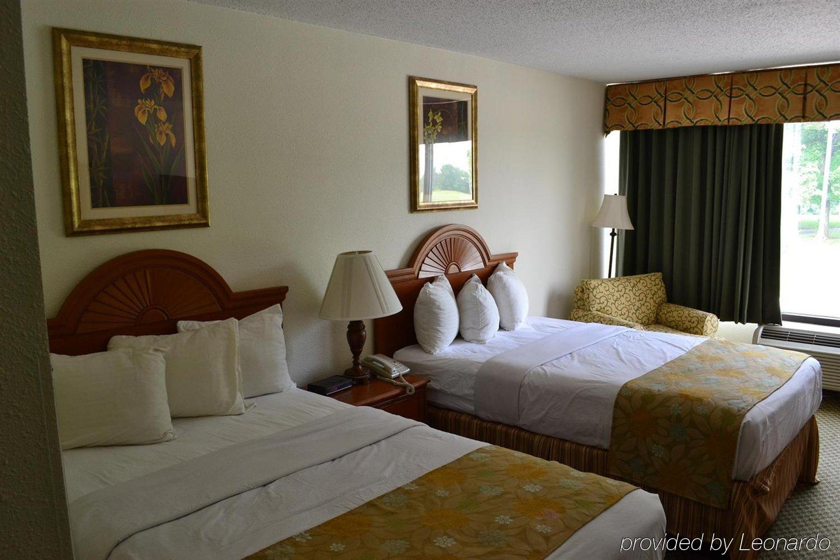 Jameson Inn & Suites Боулинг Грин Экстерьер фото