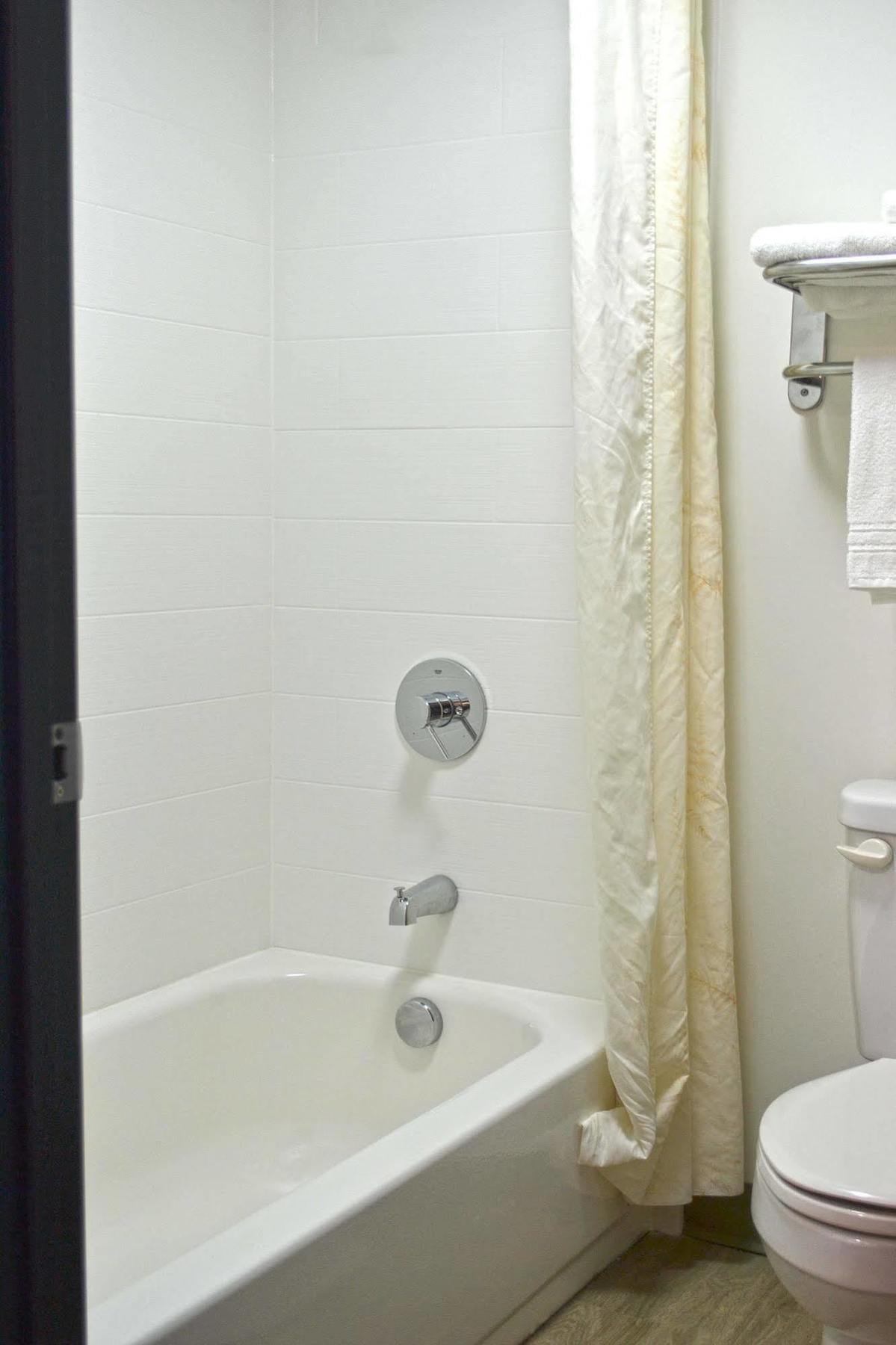 Jameson Inn & Suites Боулинг Грин Экстерьер фото