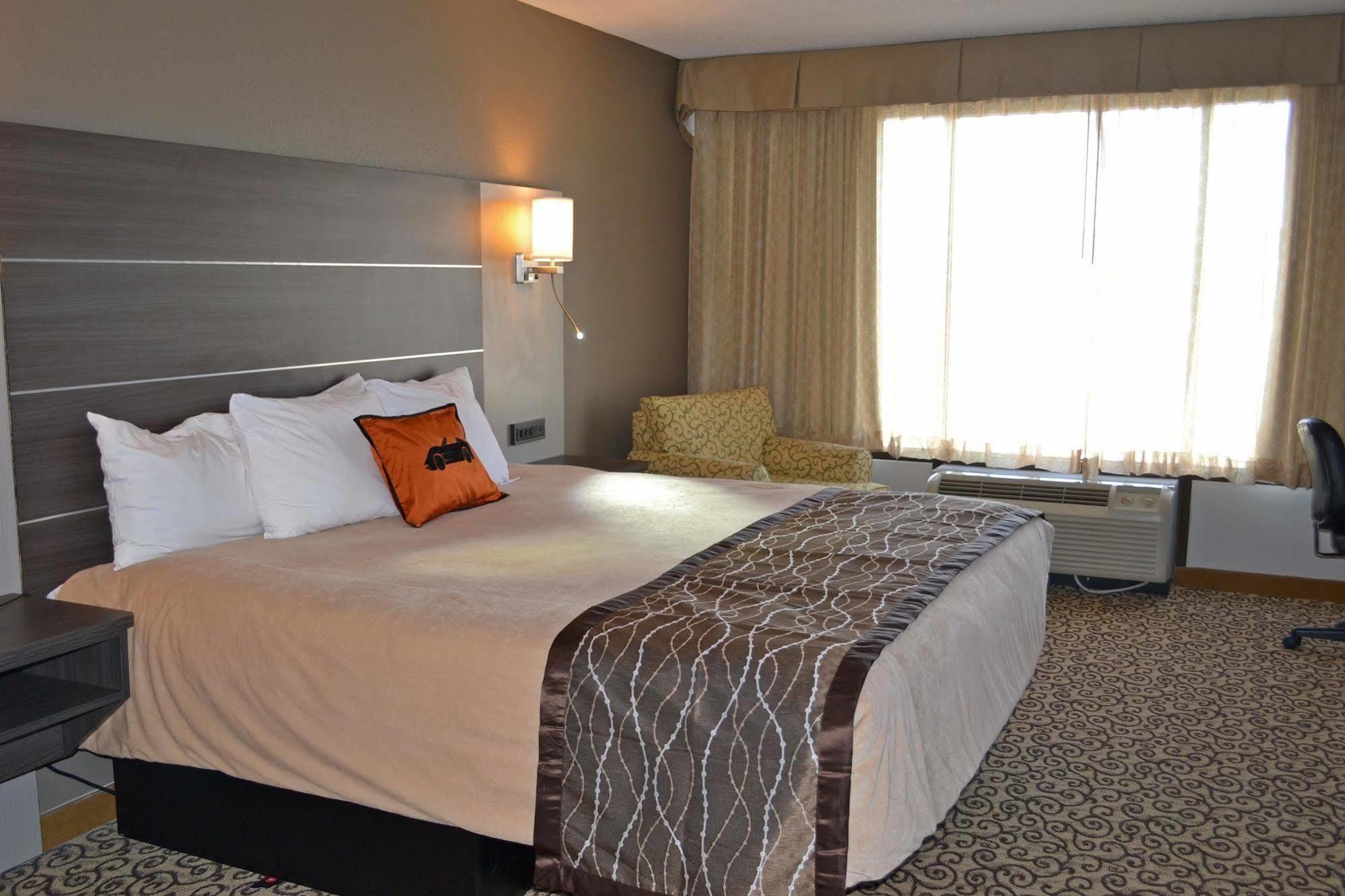 Jameson Inn & Suites Боулинг Грин Экстерьер фото
